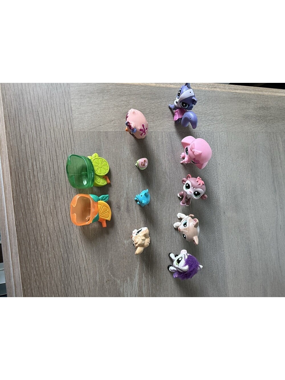 Littlest Pet Shop LPS Lot of 9 Pets and 2 Cooler Crew Hats